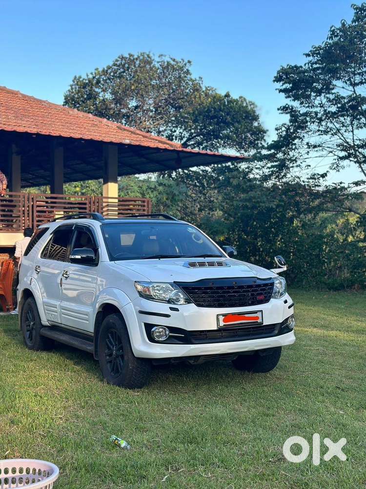 Toyota Fortuner 2015 Diesel Well Maintained