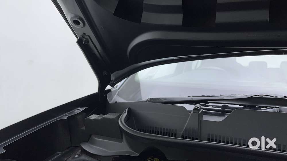 Volkswagen Taigun Topline 1.0 Tsi At (electric Seats), 2023, Petrol