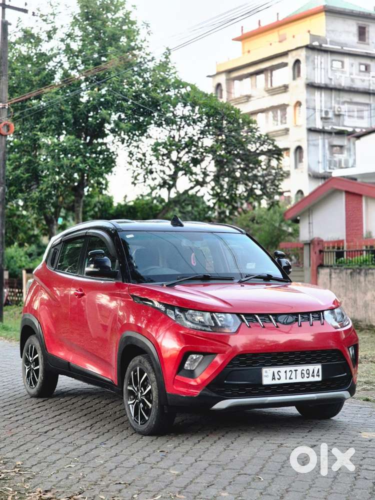 Mahindra Kuv 100 D75 K8 Dual Tone, 2018, Petrol