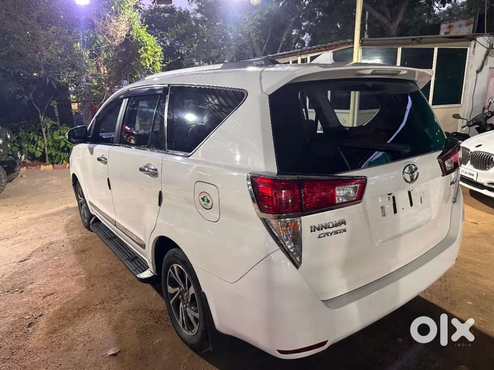 Toyota Innova Crysta 2.4 Gx Limited Edition At 7 Str, 2021, Diesel