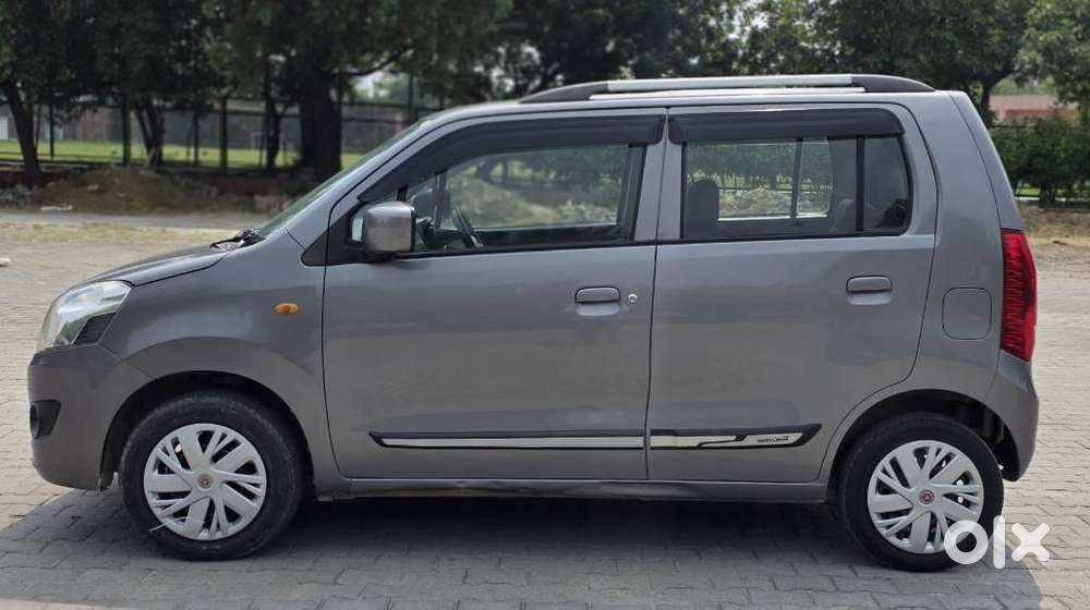 Maruti Suzuki Wagon R Vxi Optional, 2017, Petrol