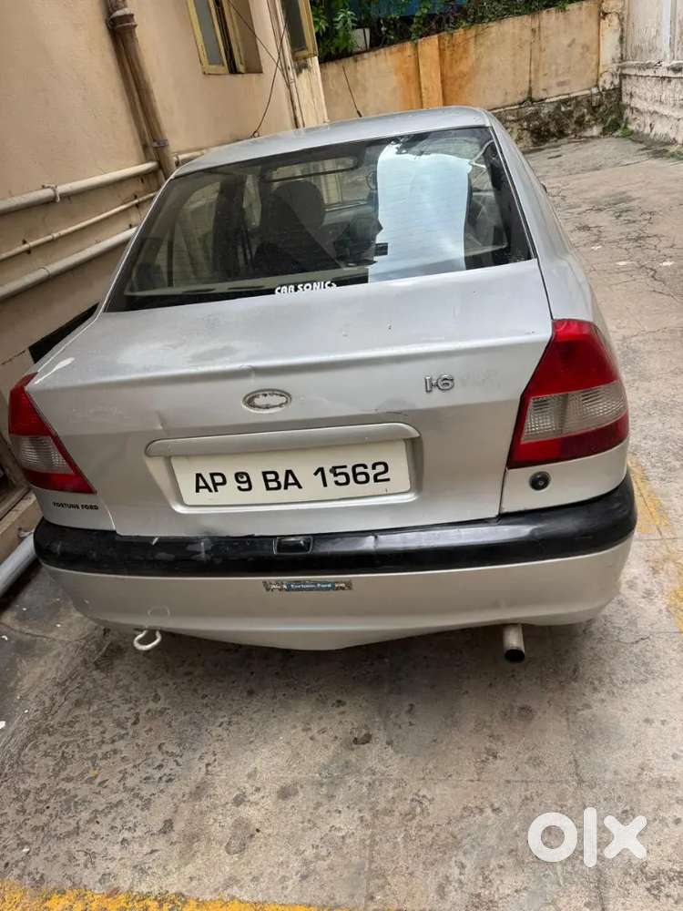 Ford Ikon 1.6 Petrol 2001