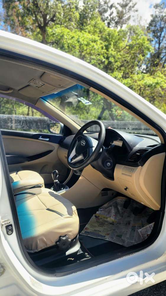 Hyundai Verna Fluidic 1.6 Vtvt Sx, 2012, Petrol