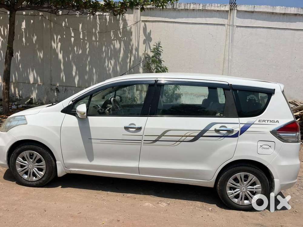 Maruti Suzuki Ertiga 2013