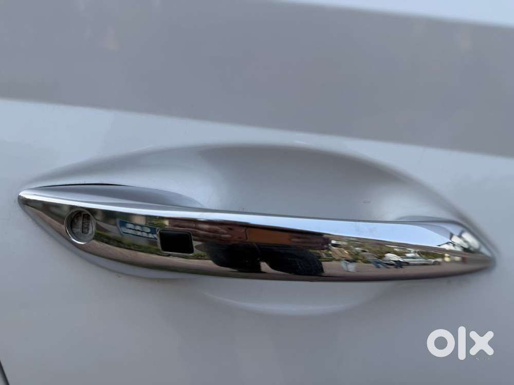 Hyundai I20 Petrol Asta Option, 2023, Petrol