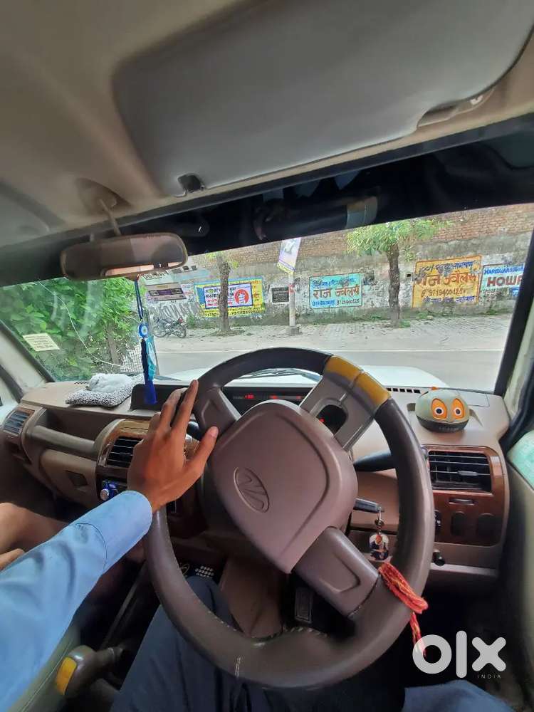 Mahindra Bolero Slx 2012
