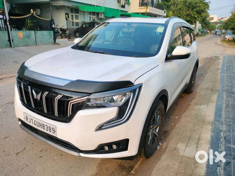 Mahindra Xuv700 2.0 Ax 5 Petrol Mt 7 Str, 2022, Diesel