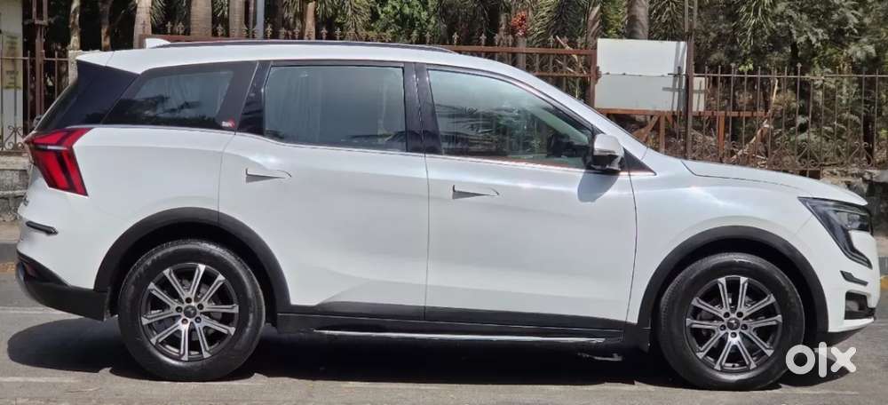 Mahindra Xuv700 2.2 Ax 7 Diesel At Luxury Pack Str Awd, 2022, Diesel