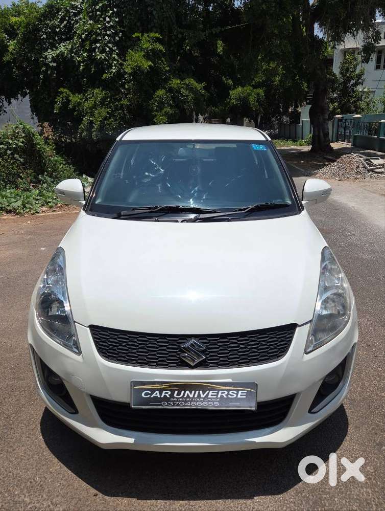 Maruti Suzuki Swift Vxi Optional, 2016, Petrol