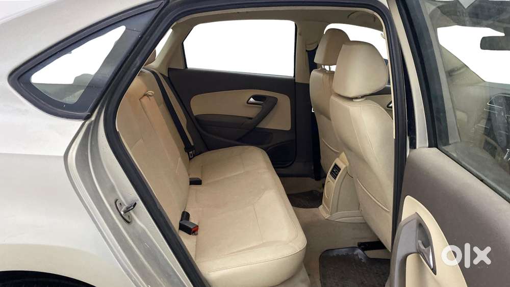 Volkswagen Vento Petrol Highline, 2012, Petrol