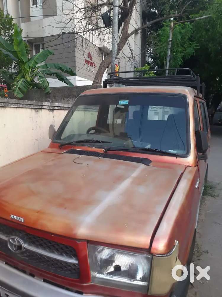 Toyota Qualis 2000 Diesel 150000 Km Driven Ph