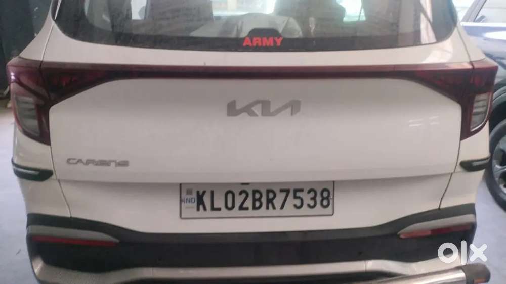 Kia Carens 2002 Diesel 16000 Km Driven   Army Personal