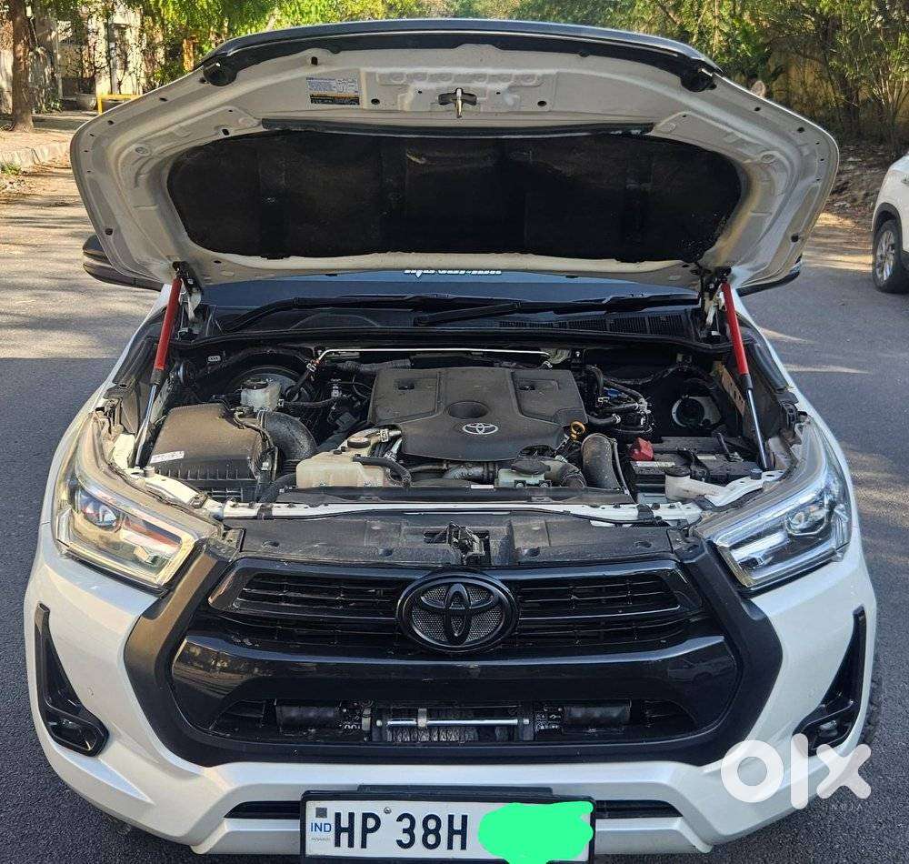 Toyota Hilux 2.8 High 4x4 Mt, 2025, Diesel