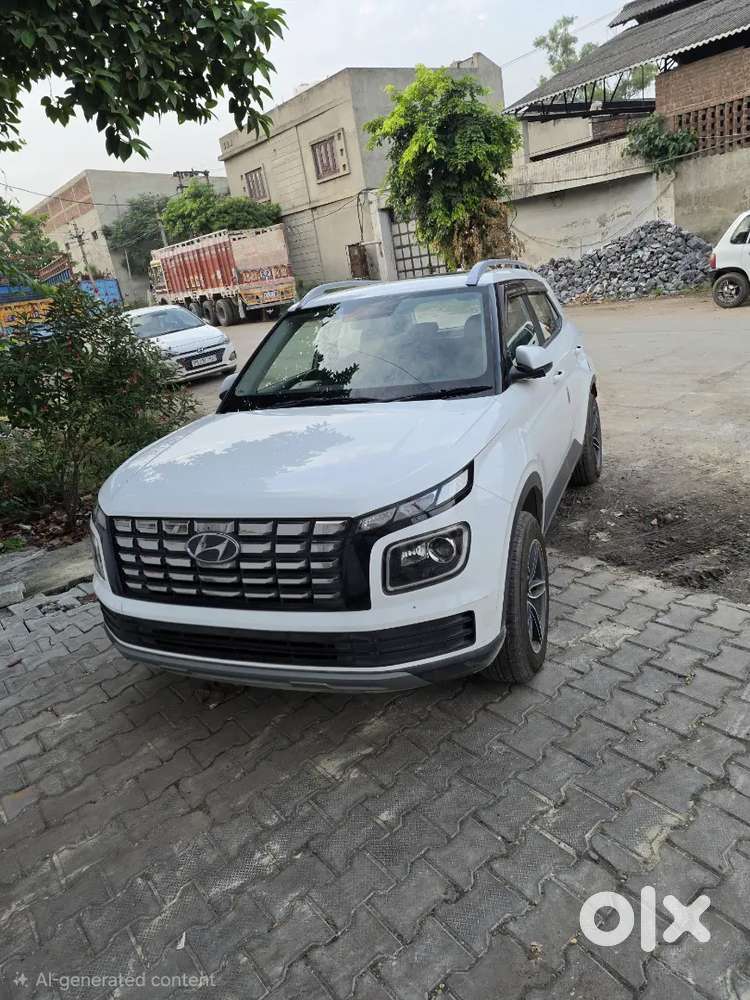 Hyundai New Venue Petrol Manual 2022 Year With Company Record