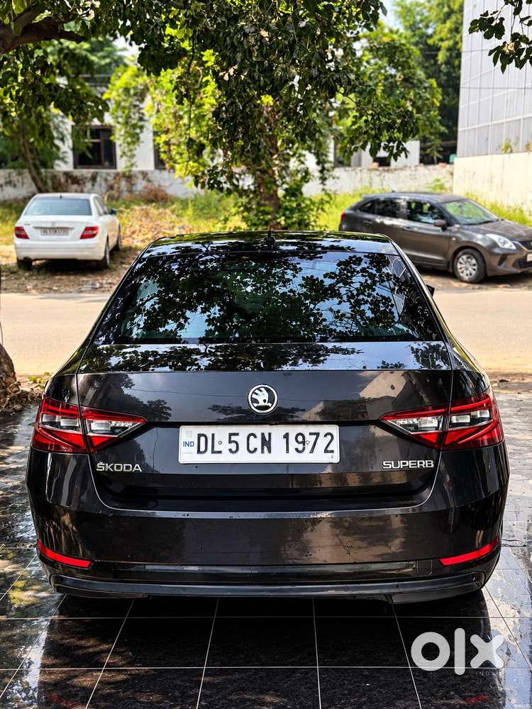 Skoda Superb Lk 1.8 Tsi At, 2016, Petrol