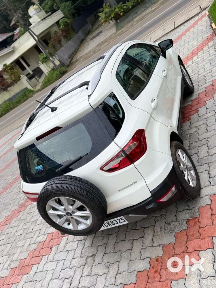 Ecosport Petrol Titanium Manual Single Owner