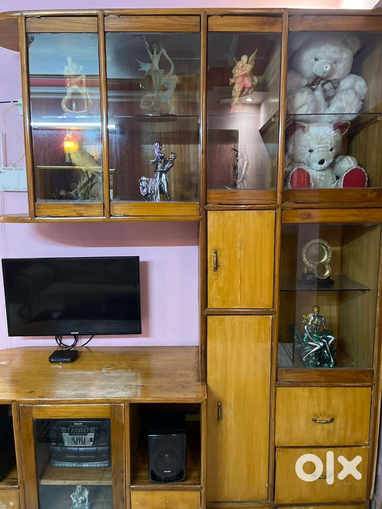 Want to sell urgently this wardrobe