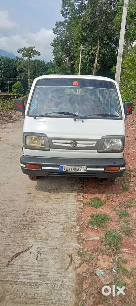 Omni E 8 Seater