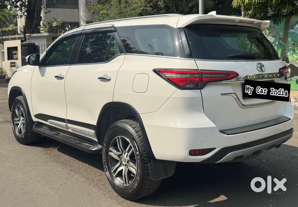 Toyota Fortuner [2021-ongoing] 2.8 2wd Diesel At, 2023, Diesel