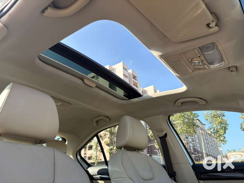 Skoda Octavia Combi L And K 1.9 Tdi (mt), 2016, Diesel