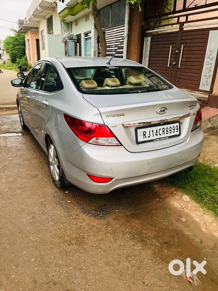 Hyundai Fluidic Verna 2012
