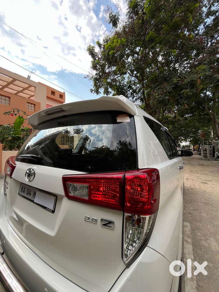 Toyota Innova Crysta 2.8z Automatic, 2018, Diesel