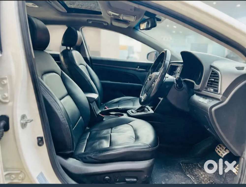 Hyundai Elantra 2016 Diesel 60666 Km Driven