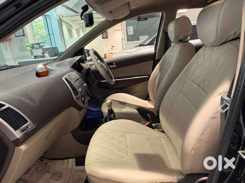 Hyundai I20 2010-2012 1.2 Sportz, 2011, Petrol