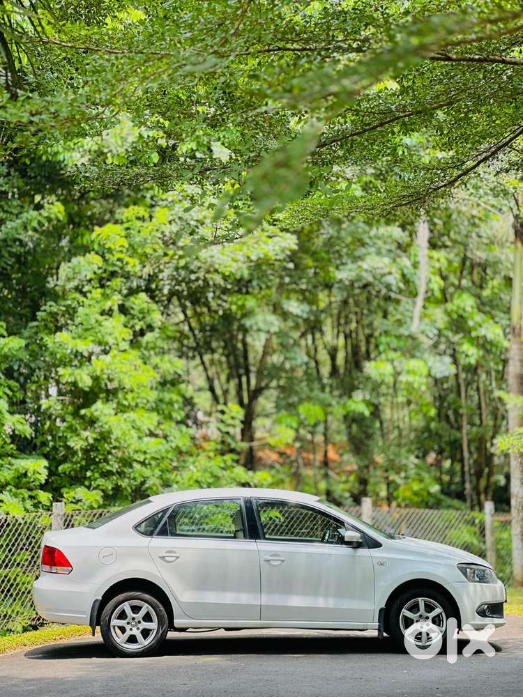 Volkswagen Vento 2010-2013 Petrol Highline, 2013, Petrol