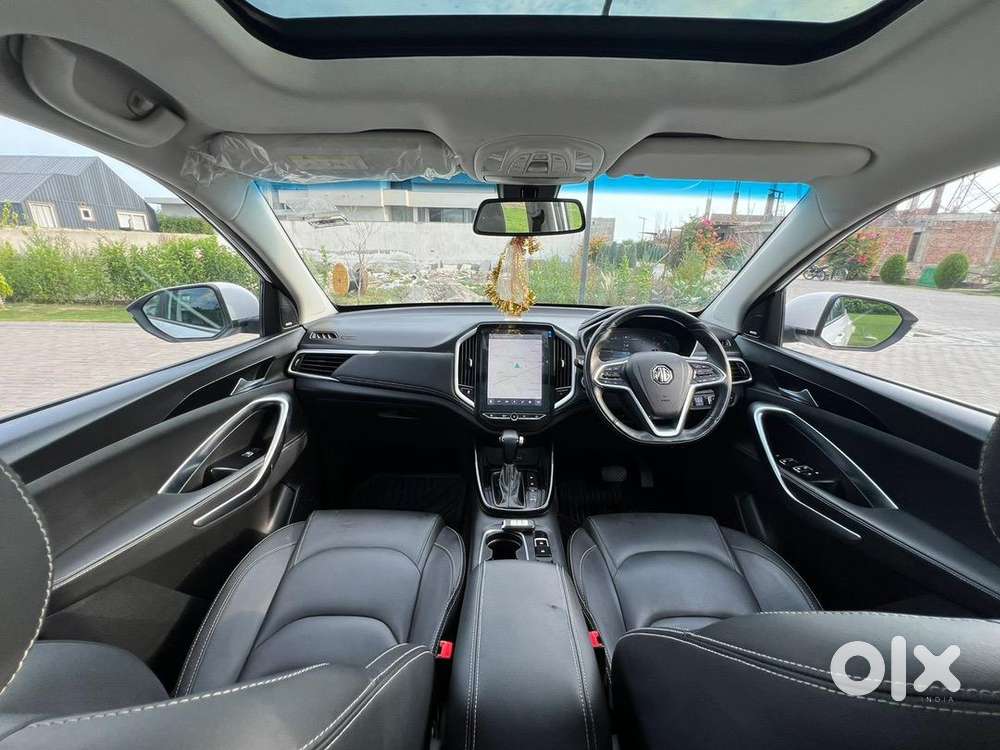 Mg Hector Sharp Dct Top Model