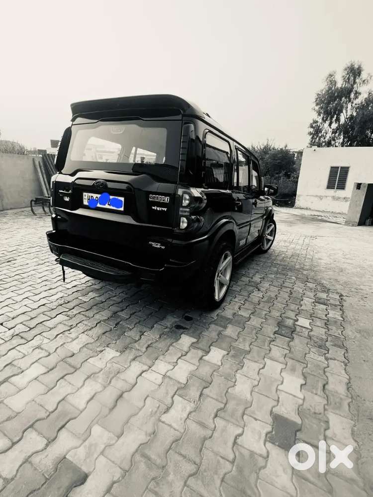 Classic S5,first Owner, Black Clour,good Condition, 20inchi Alloy