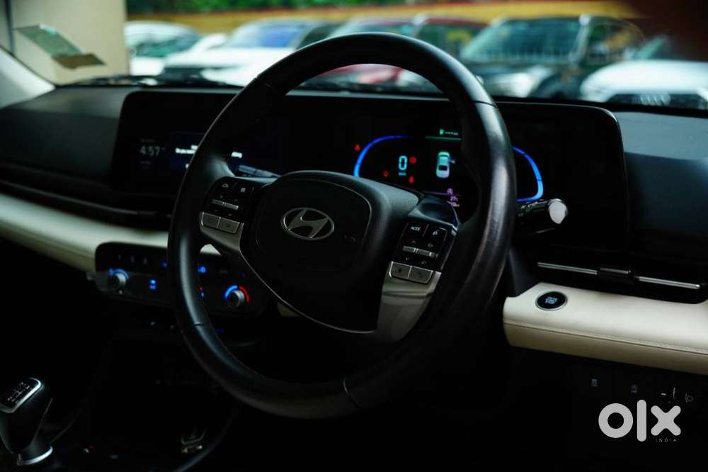 Hyundai Verna 1.5 Mpi Mt Sx (o), 2023, Petrol
