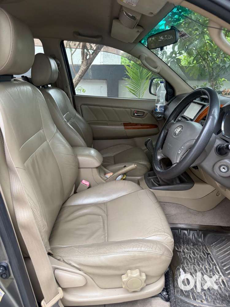 Toyota Fortuner 4x4 At, 2011, Diesel