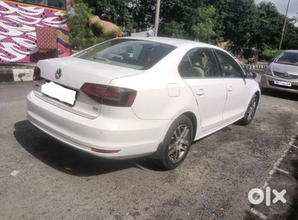Volkswagen Jetta 2016 Highline Auto Diesel