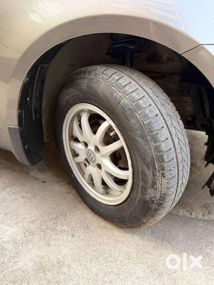 Maruti Suzuki Swift Dzire Vdi Bsiv, 2015, Diesel