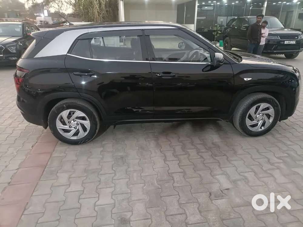 Hyundai Creta Cng 2023 Black 21000 Km Used