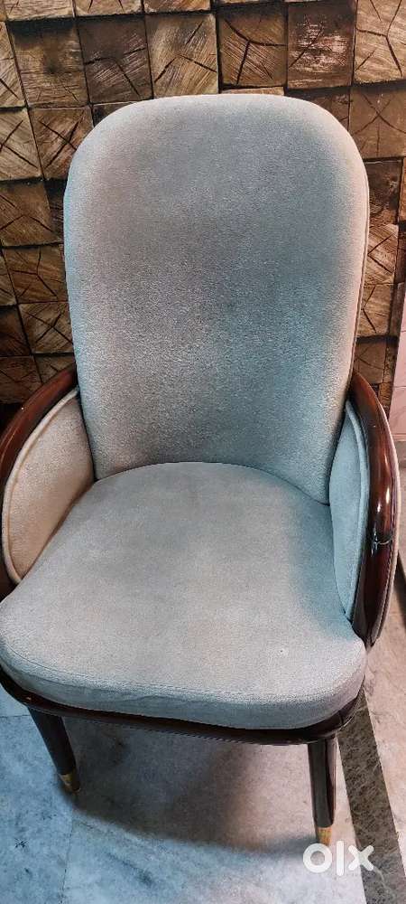 Dinning table chairs