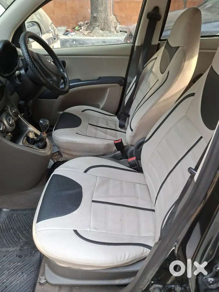 Hyundai I10 Cng+petrol Model 2012 July Month