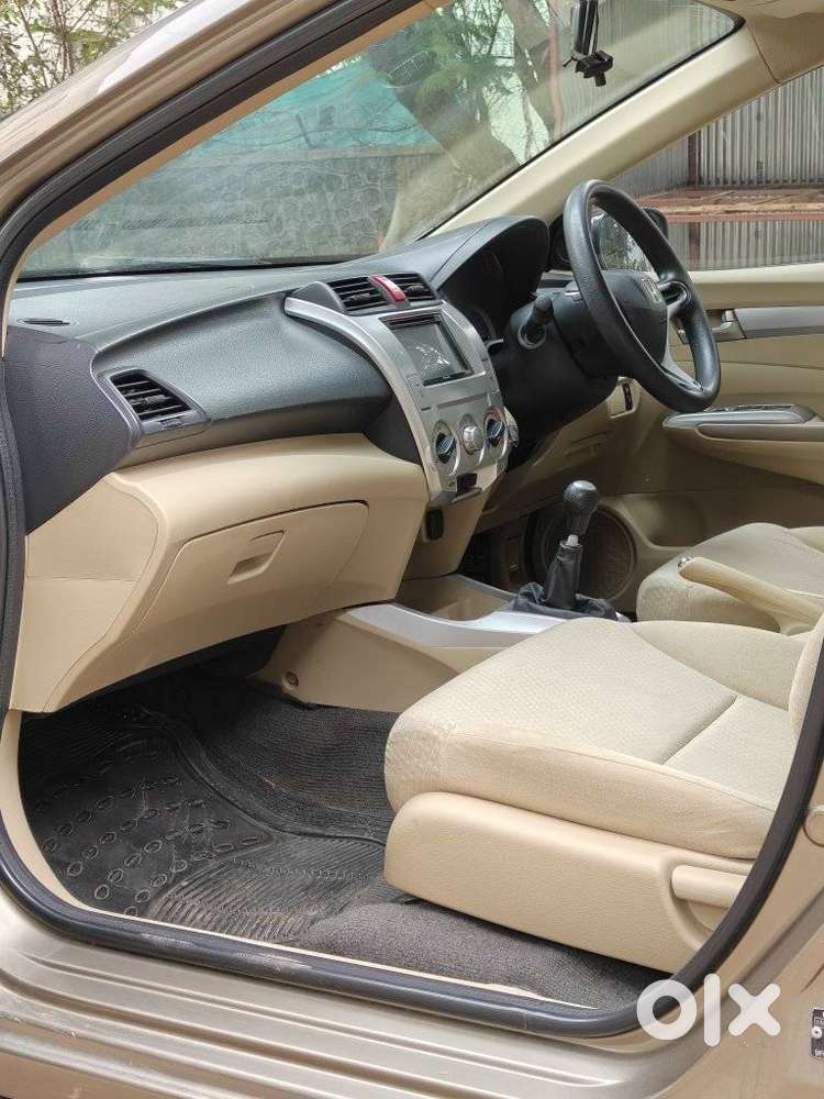 Honda City V Mt Exclusive, 2011, Cng & Hybrids