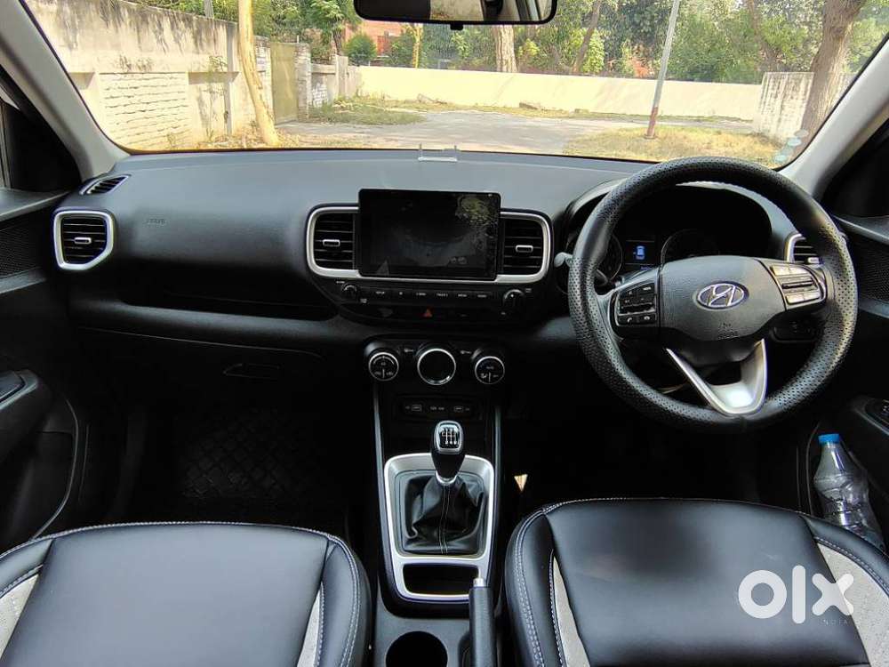 Hyundai Venue 1.0 Sx Turbo Imt, 2022, Petrol