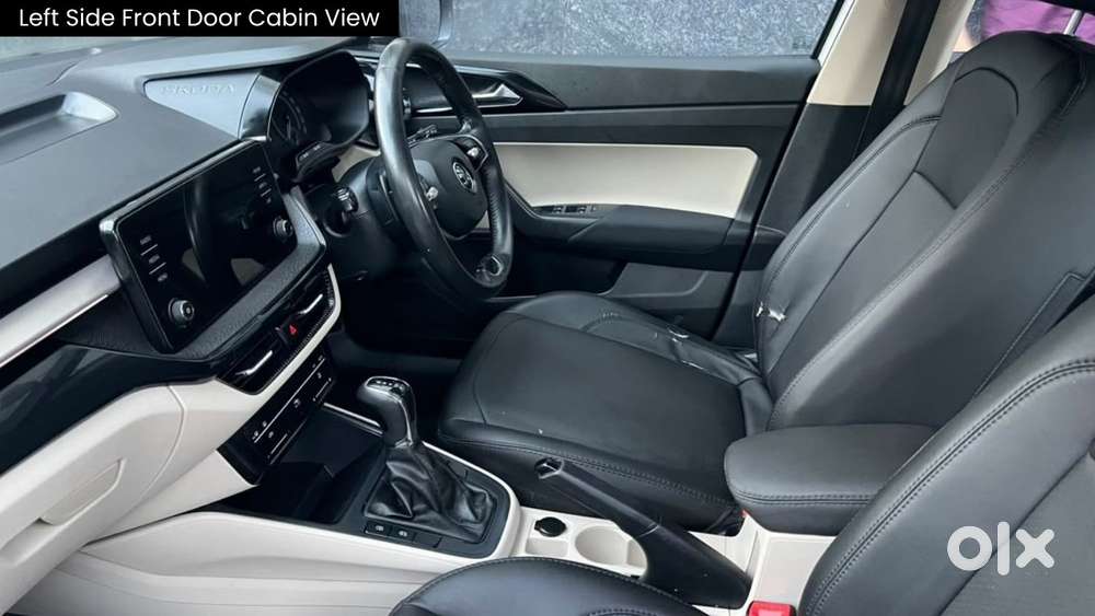 Skoda Slavia Ambition 1.0l Tsi At, 2024, Petrol