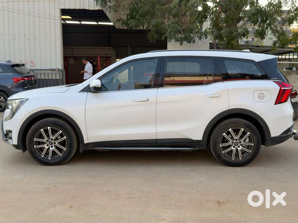 Mahindra Xuv700 2.2 Ax 7 Diesel At Luxury Pack Str Awd, 2023, Diesel