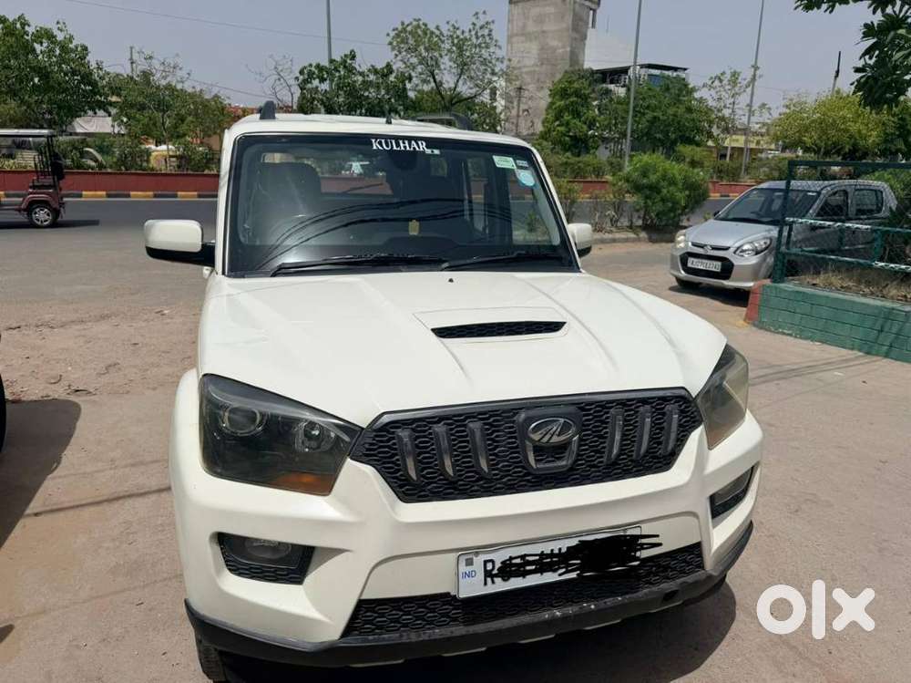 Scorpio S10 2017