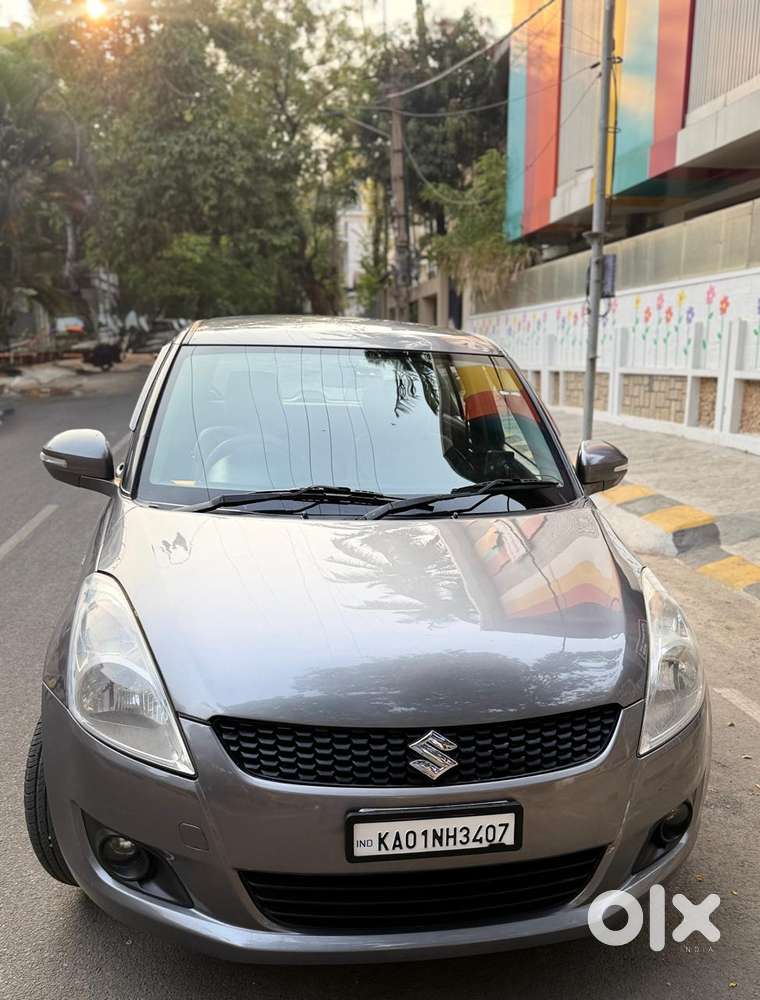Maruti Suzuki Swift Vxi + Manual, 2013, Petrol