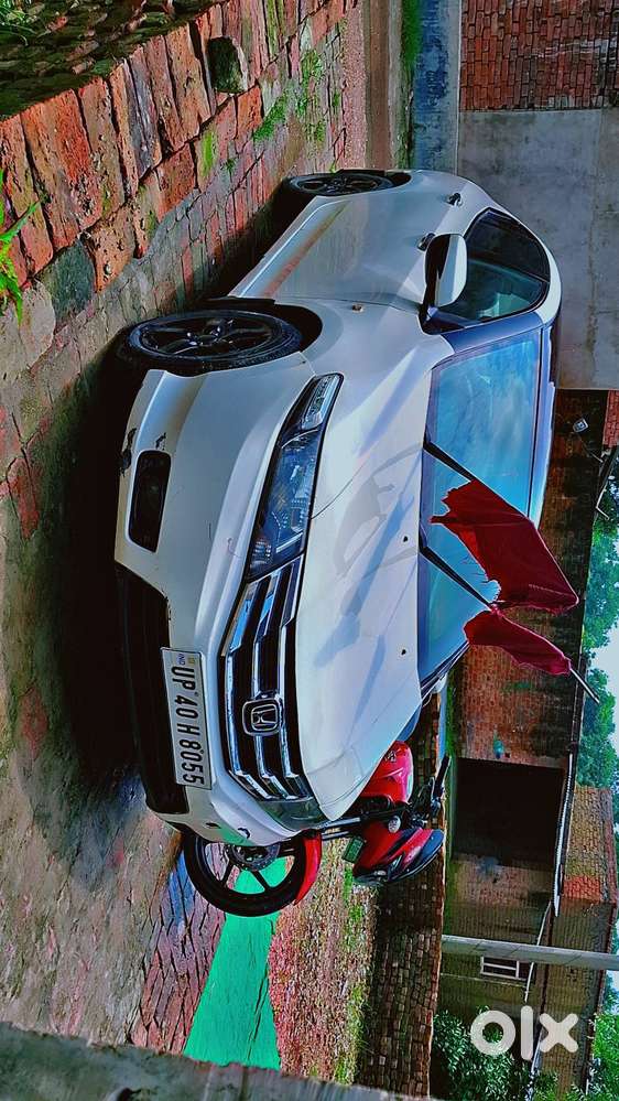 One Key Comfortable Car