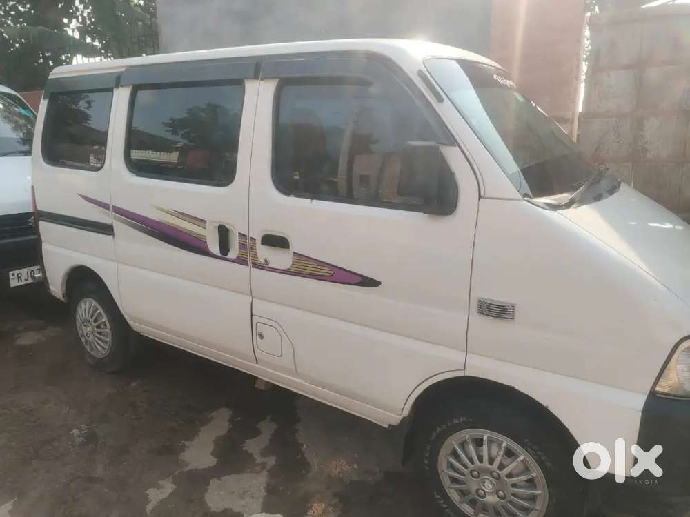 Maruti Suzuki Eeco 5 Str 2012