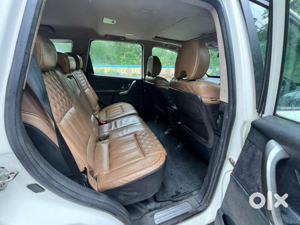 Mahindra Xuv500 W11 Option, 2020, Diesel