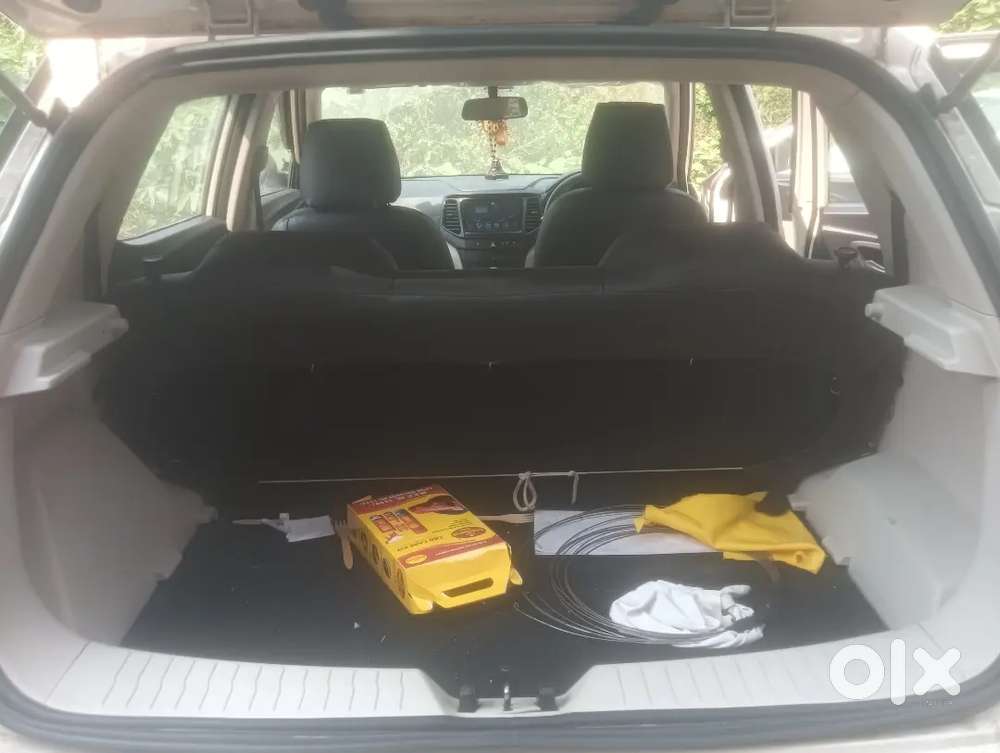 Mahindra Xuv300 2023 Variant W6 Petrol