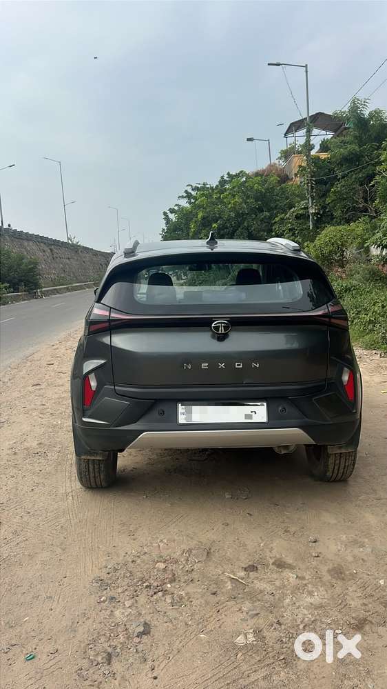 Tata Nexon Creative 1.2 Revotron Petrol 6 Mt, 2025, Petrol