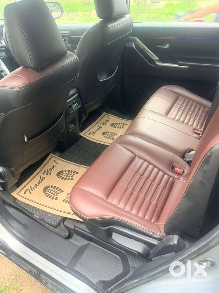 Toyota Innova Hycross 2024 Petrol 8 Str